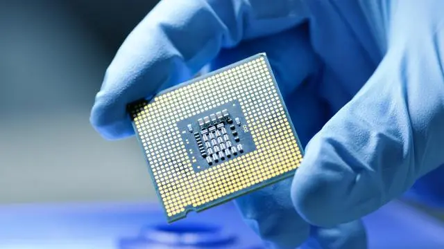 長期收購工廠庫存呆料IC：語音IC、存儲器IC、傳感器IC、微控制器IC